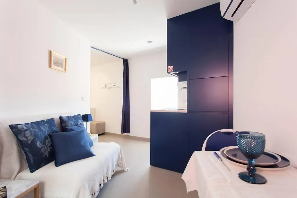 Sao Vicente 5 - Historic Flat In Central Lisboa Portugal